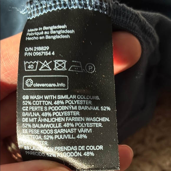 H&M Blue Polo Shirt for Casual Elegance - Picture 5 of 9